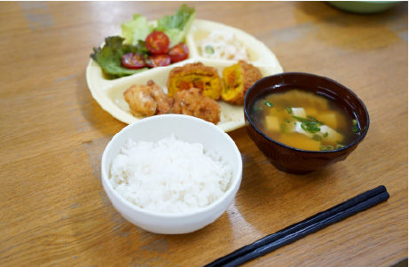 月1,000円で